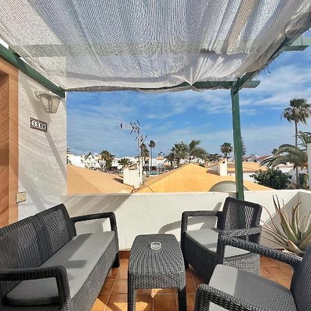 Lovely Apartment Near The Beach With Pool & Wifi 칼레타데푸스테 외부 사진