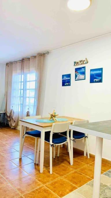 Lovely Apartment Near The Beach With Pool & Wifi 칼레타데푸스테 외부 사진
